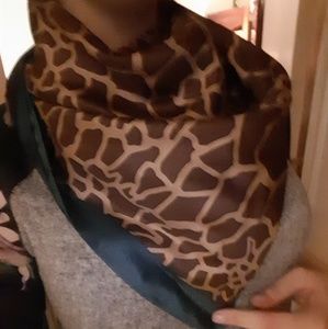 Silk fossil scarf